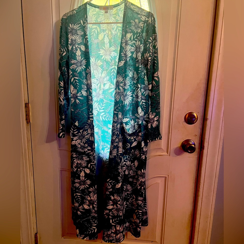 LuLaRoe Sarah!